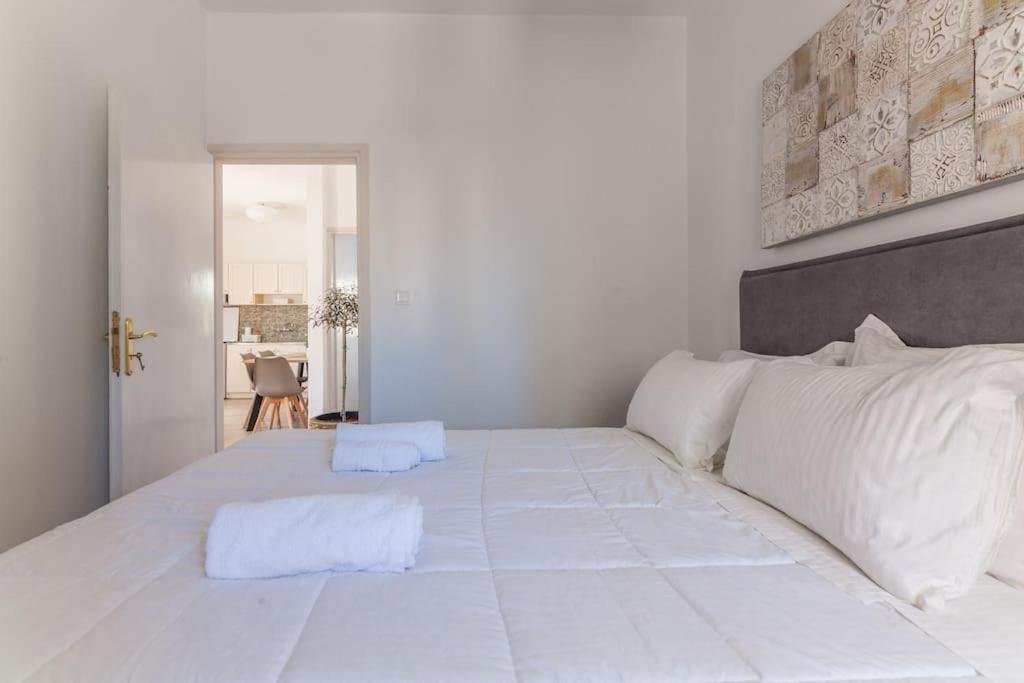 Geo'S Lovely Two Bedroom Island Apartment Gouves Exterior photo